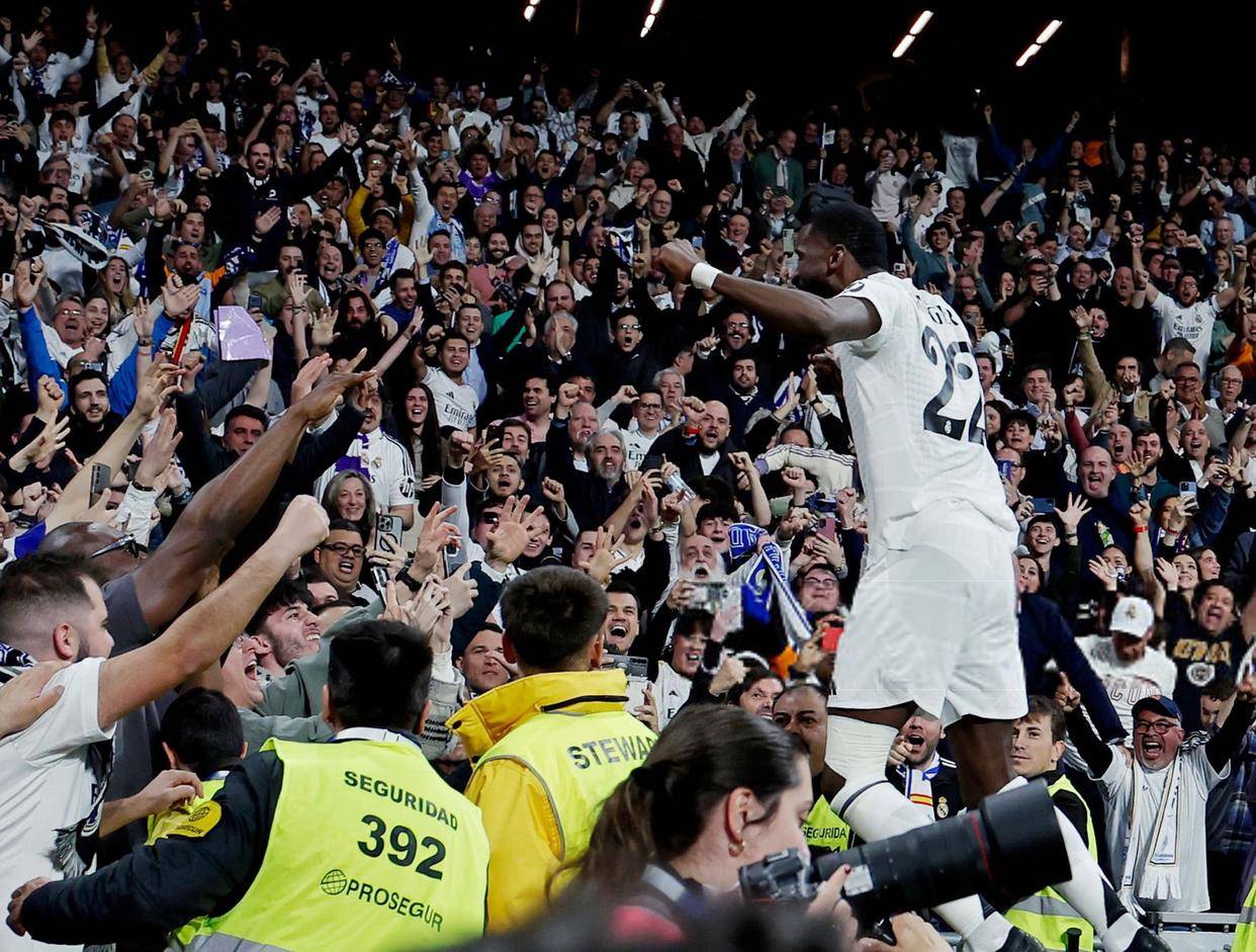 亚博体育APP-塔图姆意外战胜尤文图斯，刷新纪录引爆全场！比赛高潮迭起-亚博体育APP