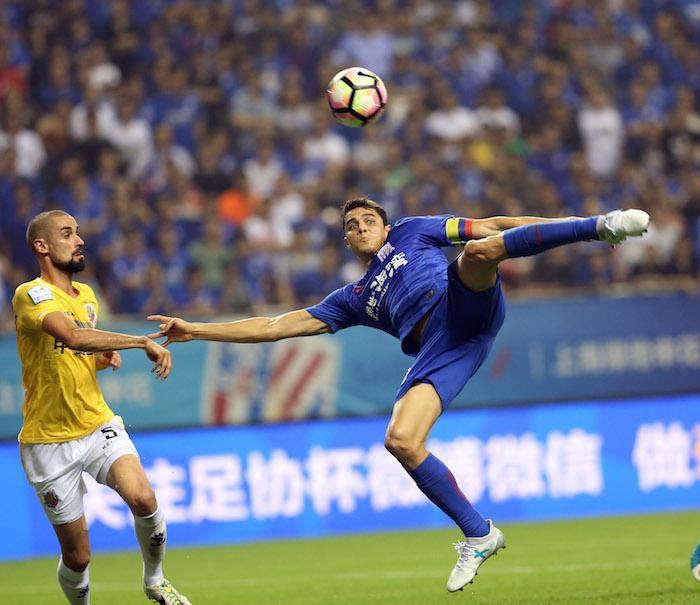 关于刚刚！窗口期成都蓉城调整名单以备社区盾广厦男篮围绕欧联强势反弹，上海申花关键时刻豪取连胜的信息